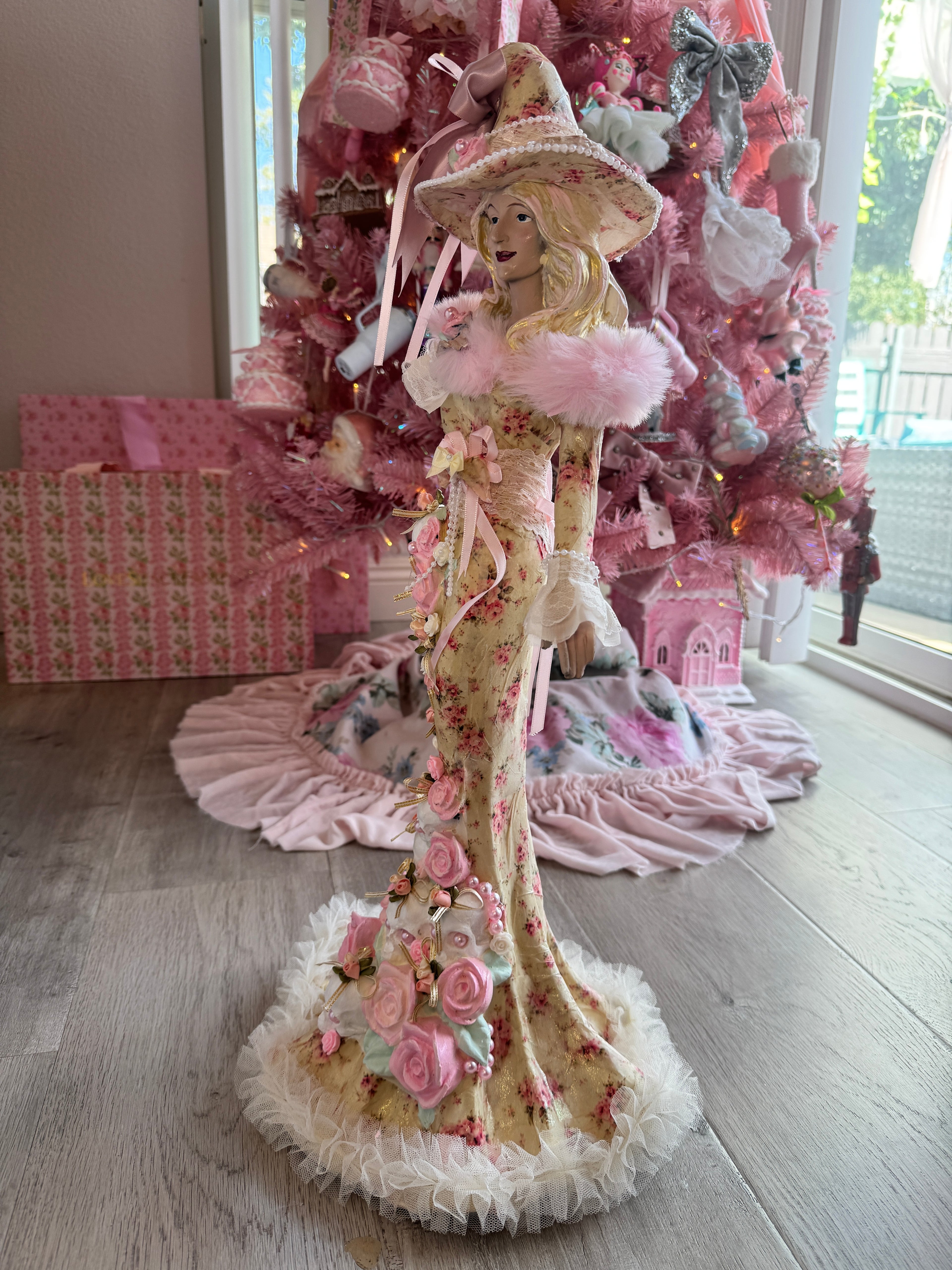 Pink Limited Edition Halloween 2026 resin Witch