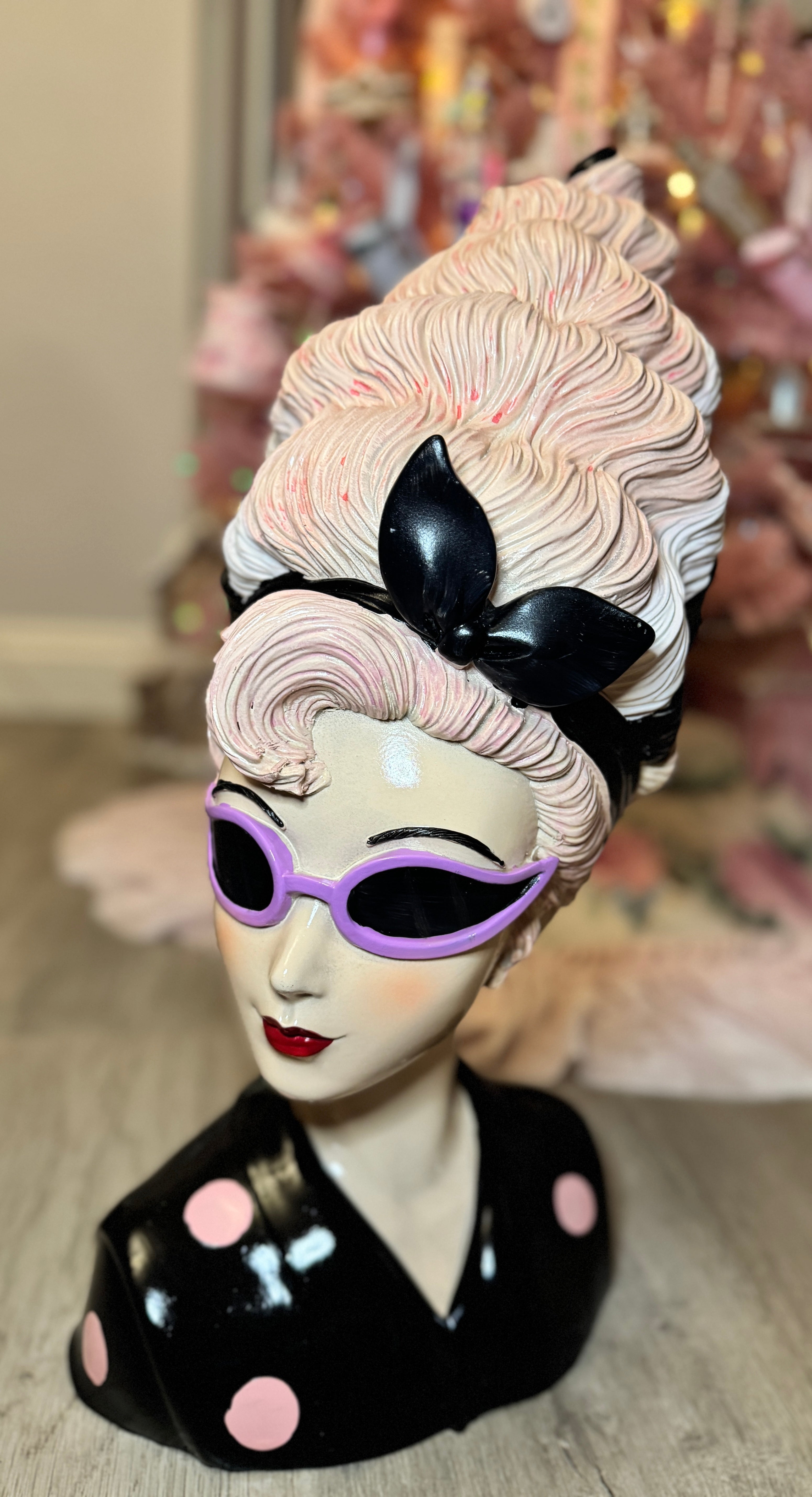Retro Halloween Figurine