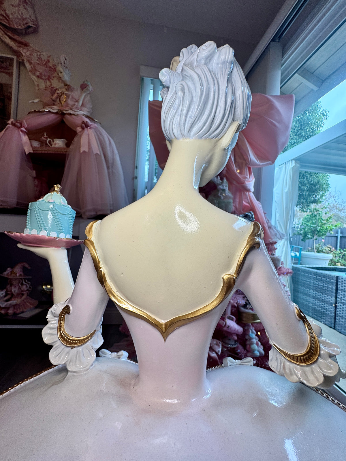 Marie Antoniette Cupcake Display Figurine 36”