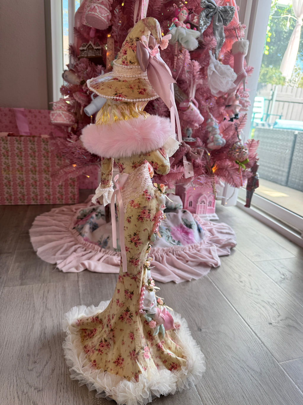 Pink Limited Edition Halloween 2026 resin Witch