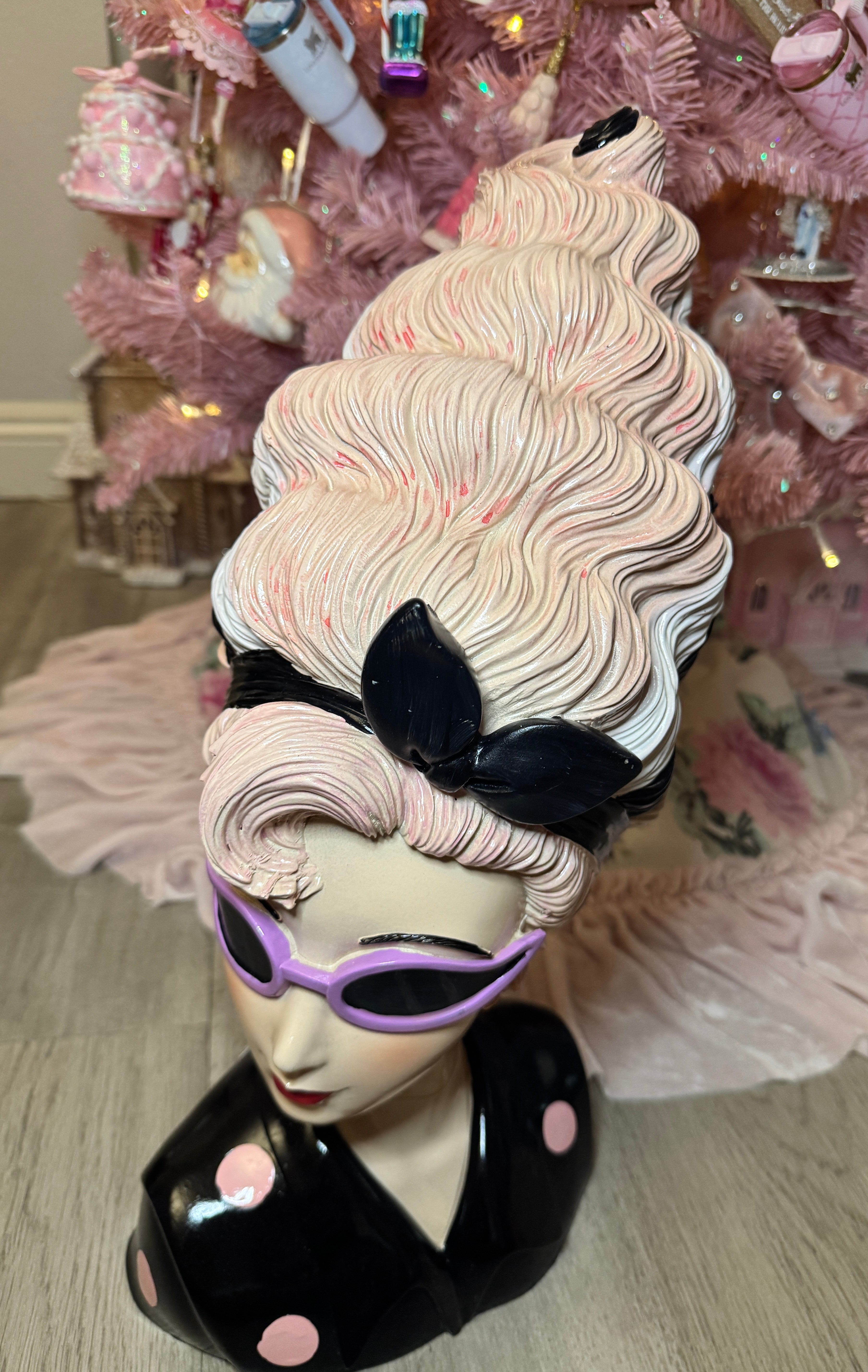 Retro Halloween Figurine