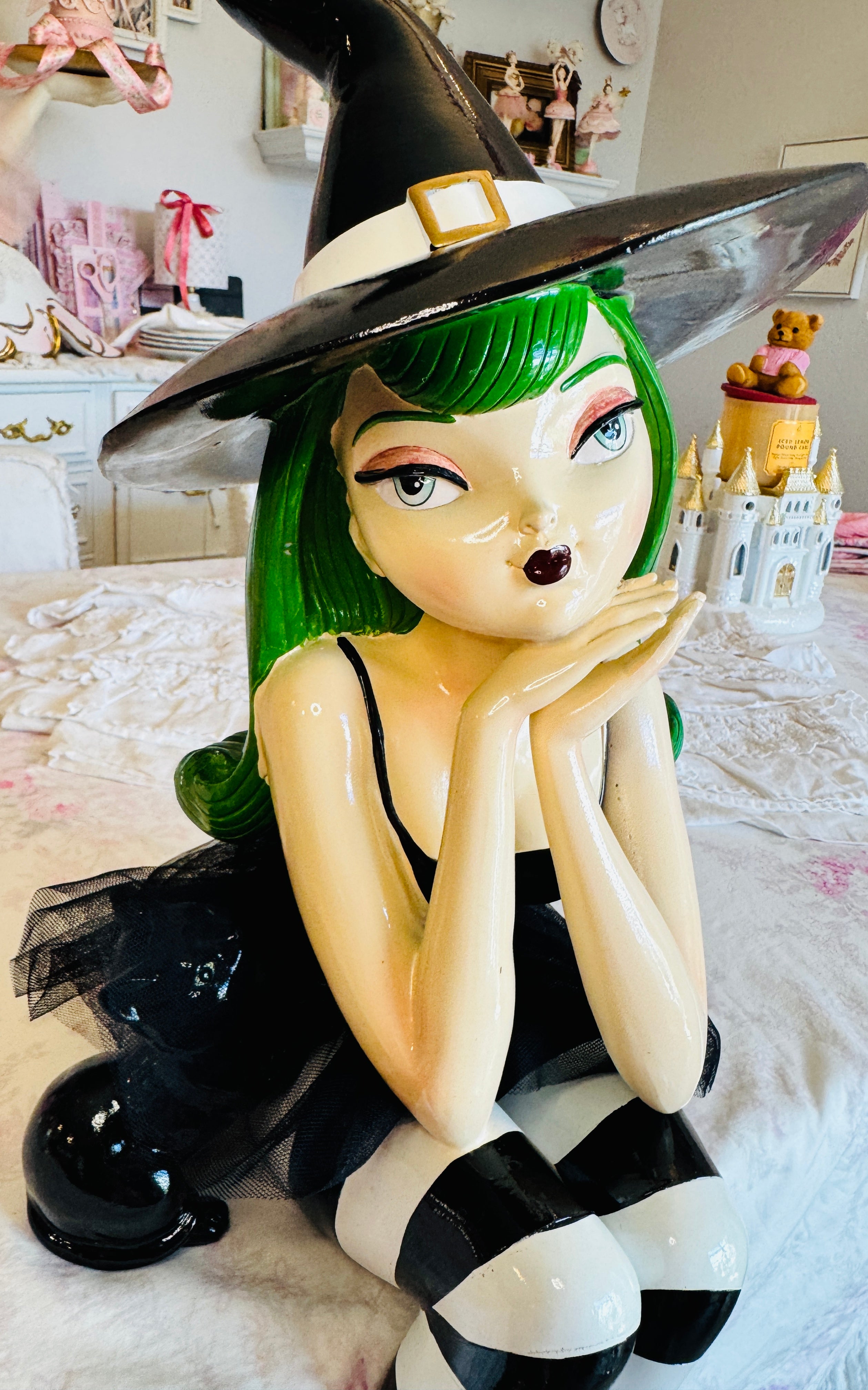 Halloween Witch 2ft long shelf seater