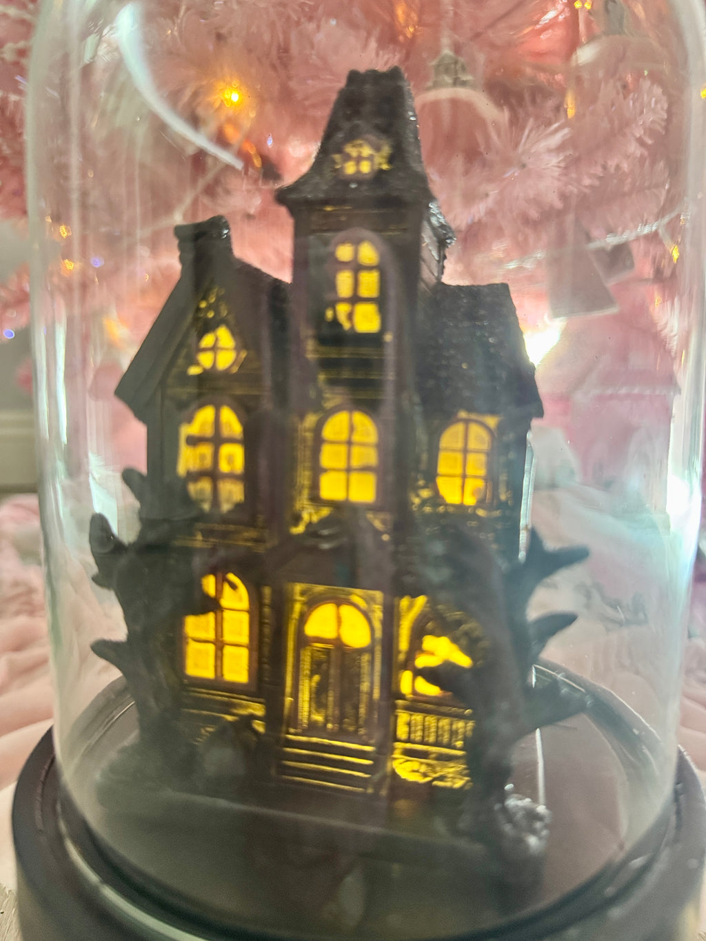 LED Halloween House on cloche
