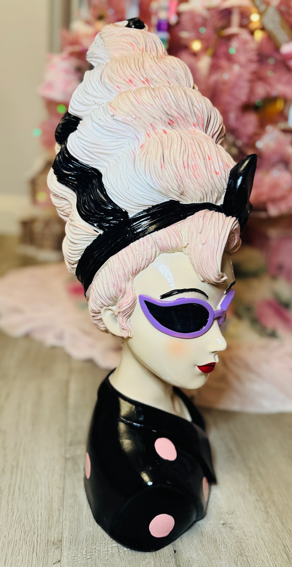 Retro Halloween Figurine