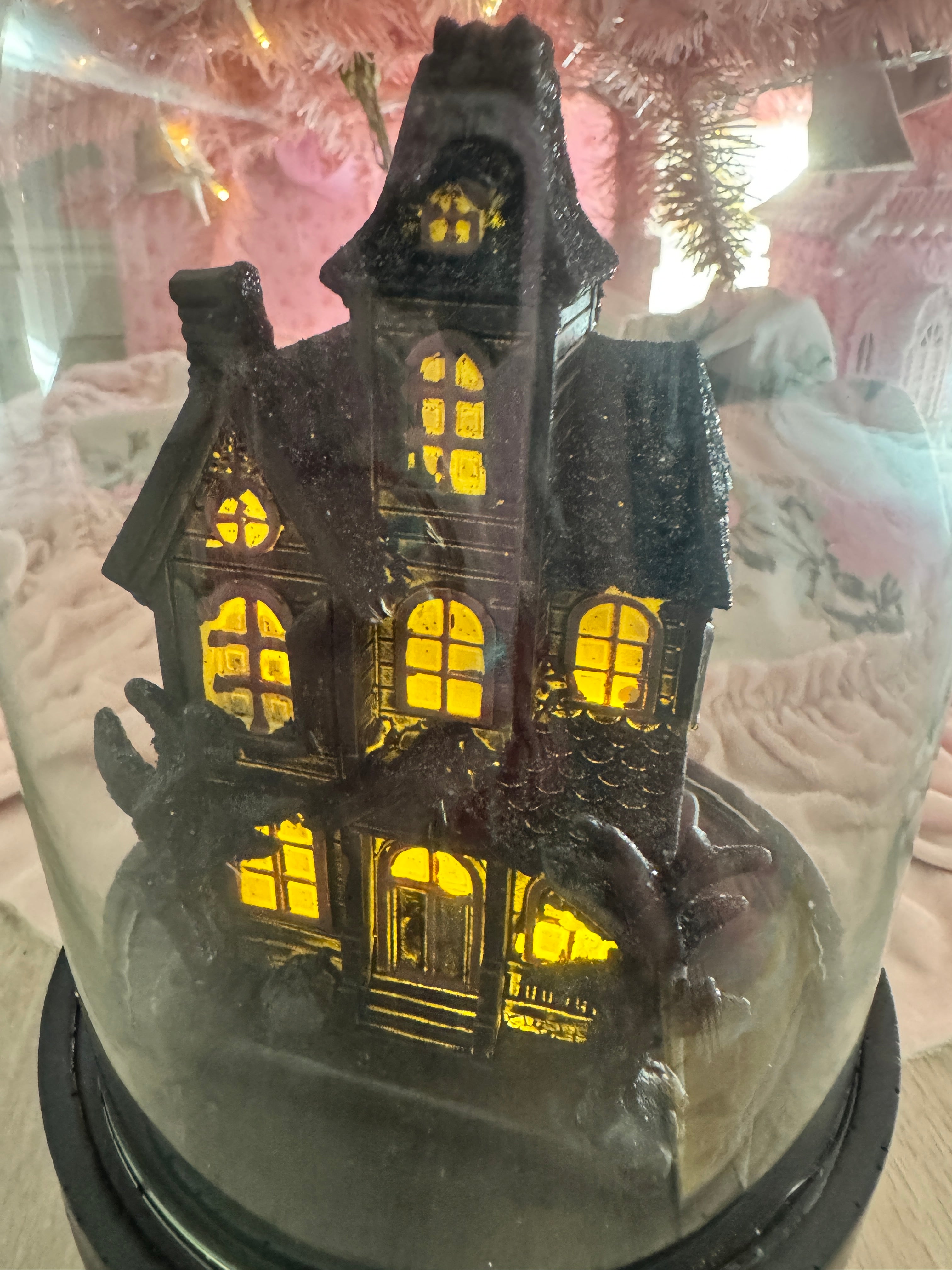 LED Halloween House on cloche