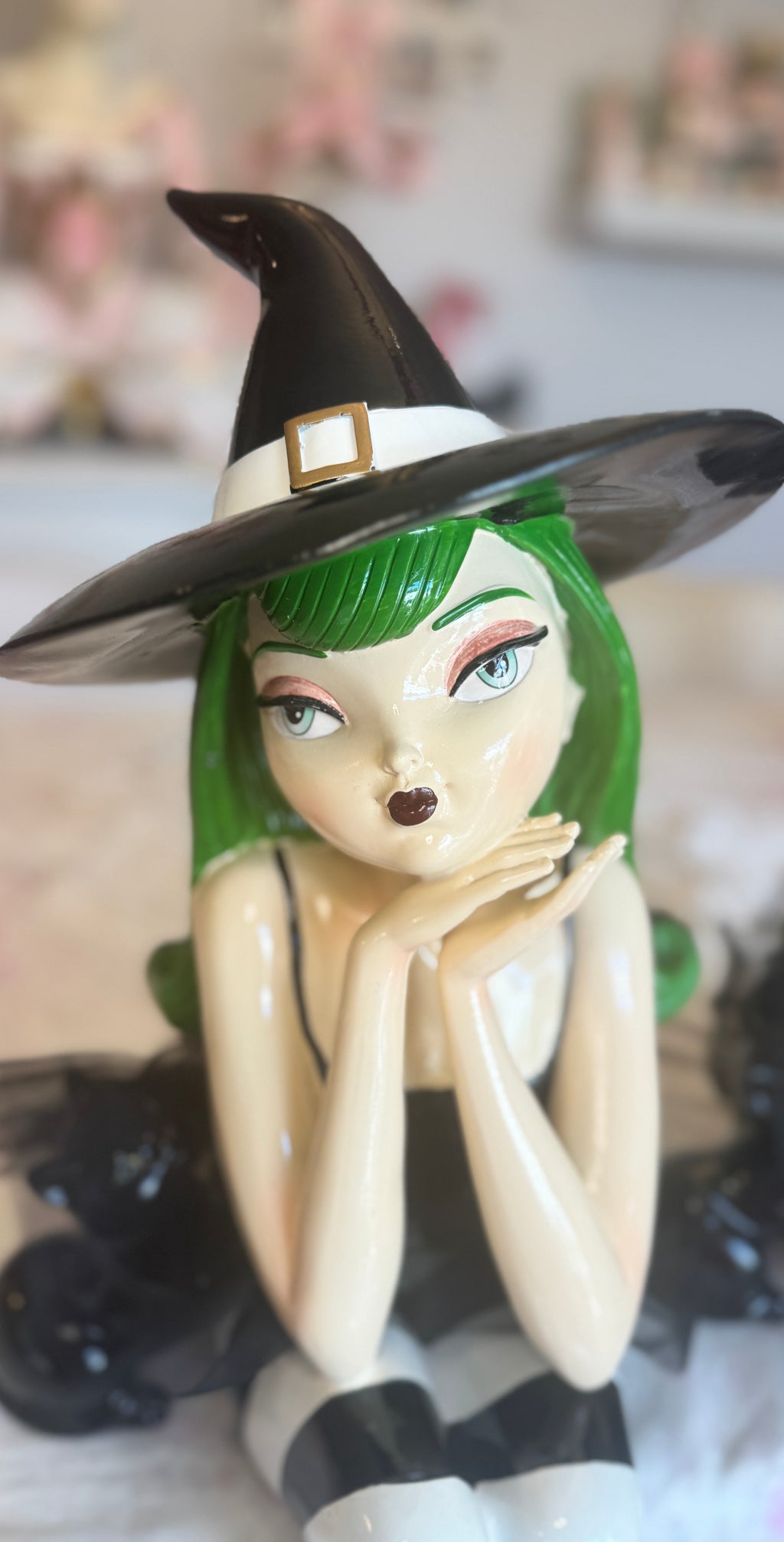 Halloween Witch 2ft long shelf seater