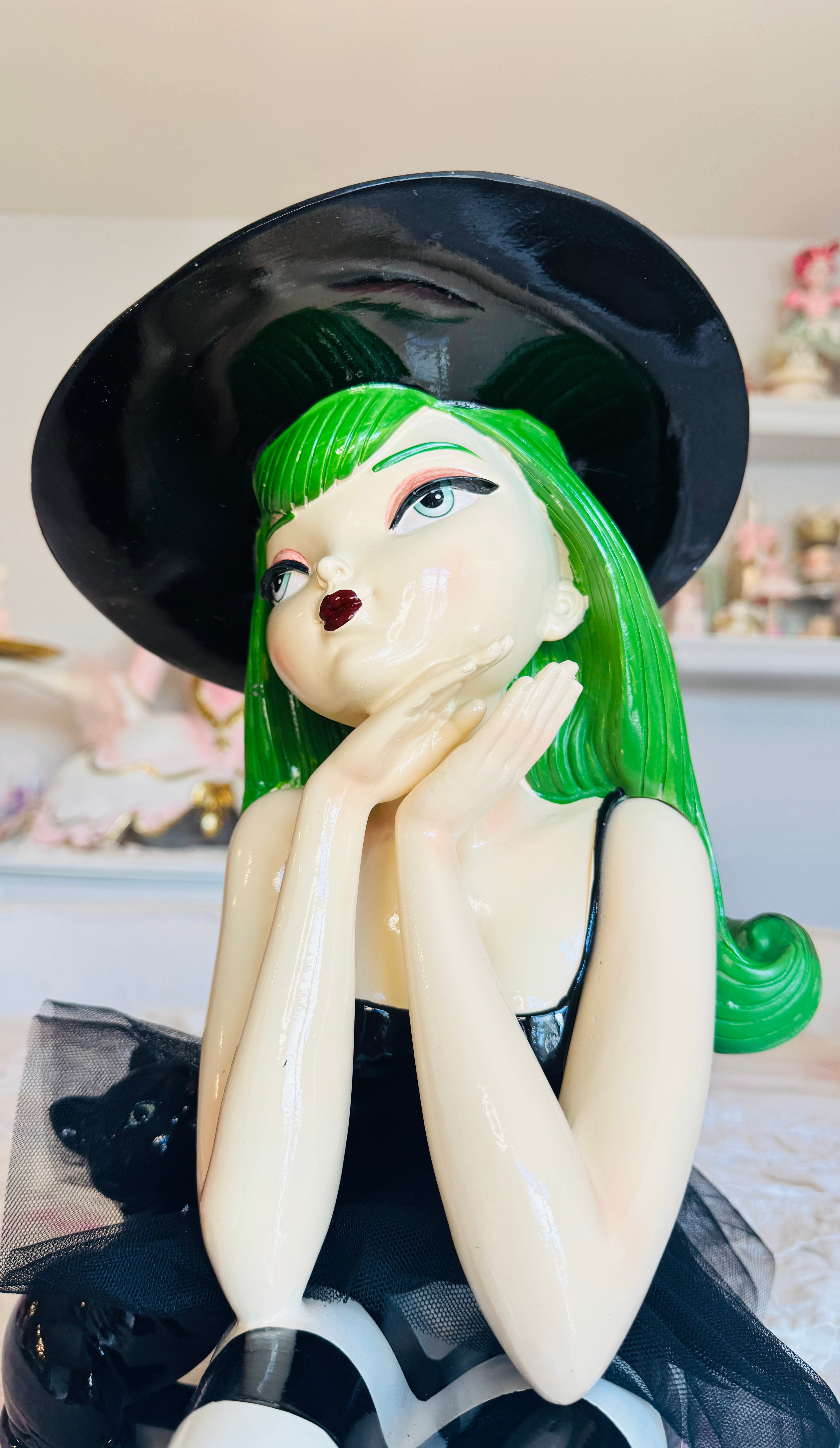 Halloween Witch 2ft long shelf seater