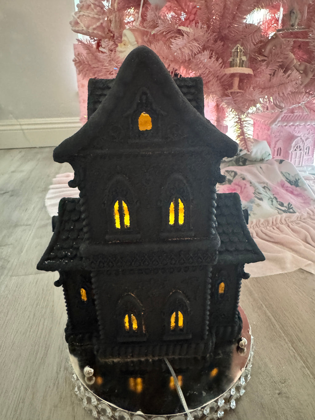 LED Black Halloween Gingerbread House