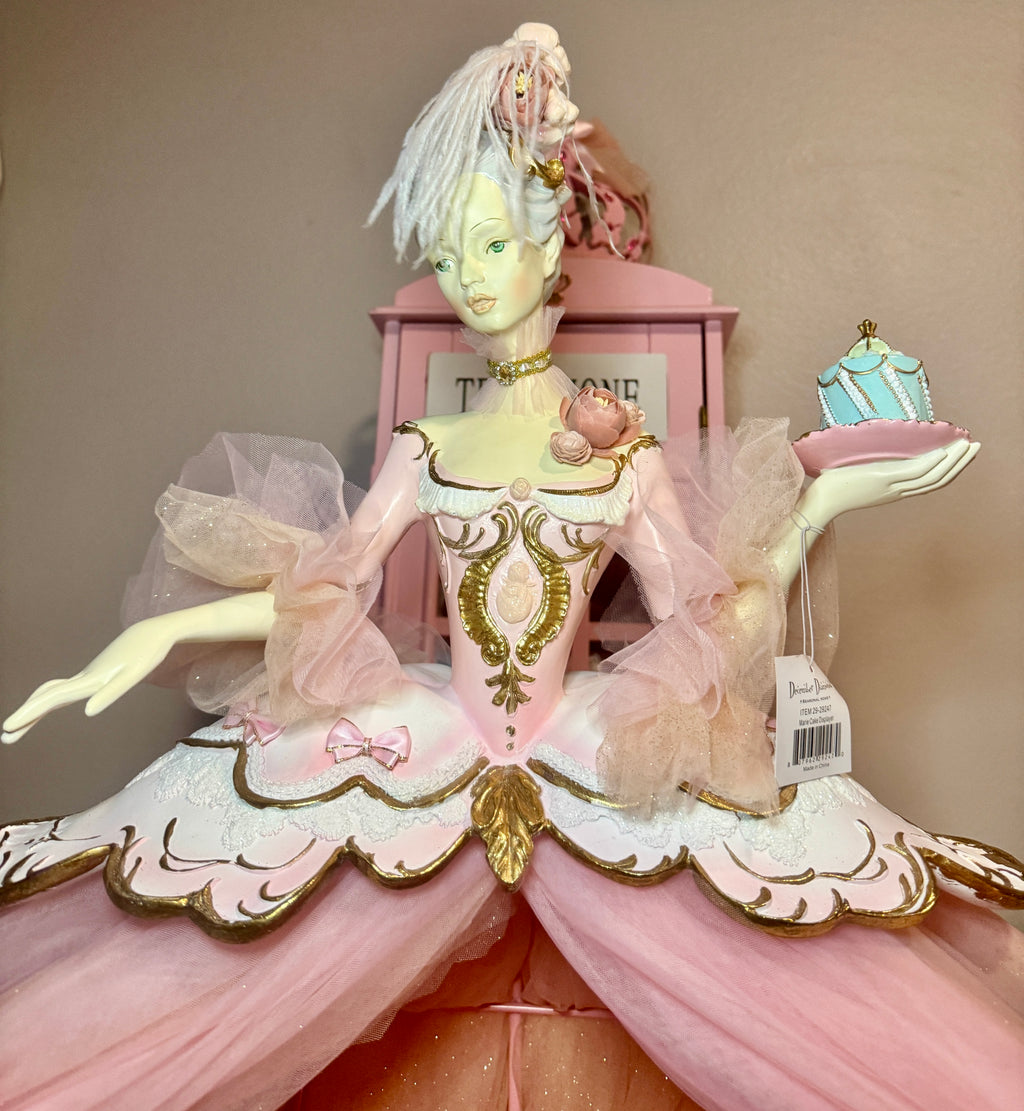 READY TO SHIP !Marie Cake Displayer